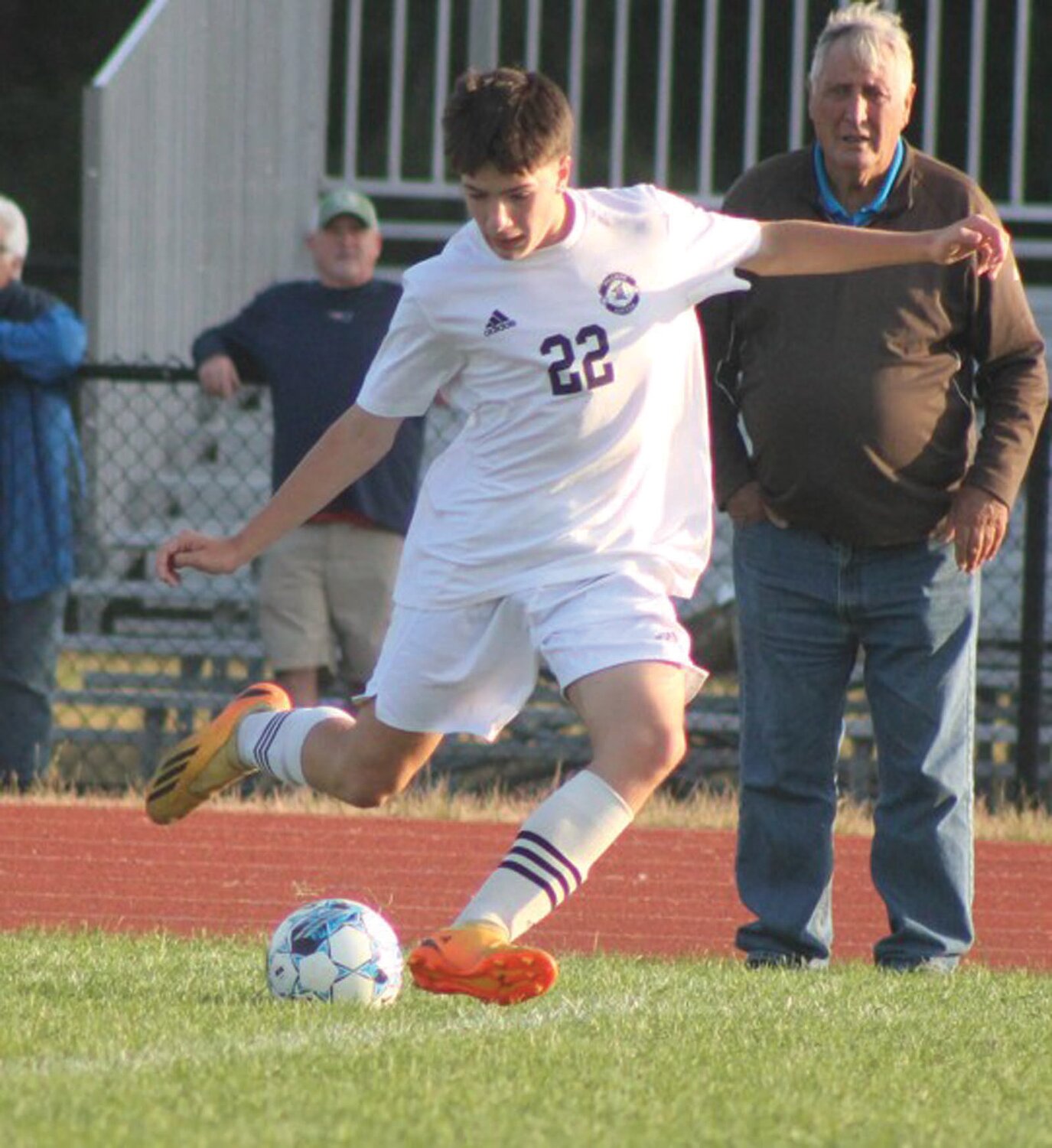 UP THE FIELD: Pilgrim’s Jonathan Lopes gives the ball a boot. (Photos by Alex Sponseller)